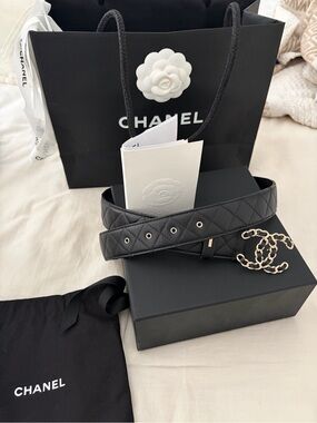 Brand new authentic CHANEL Black Paper Tote with White Camellia Logo